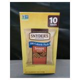 Snyder s of Hanover Pretzels  Snaps 100 Calorie Packs  10 Ct Multipack