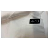 Viaoli White Scrubs - Retail: $125 Viaoli White Scrubs - Retail: $125