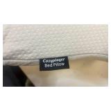 Cozyplayer Ergonomic Memory Foam Bed Pillow - Retail: $45 Cozyplayer Ergonomic Memory Foam Bed Pillow - Retail: $45