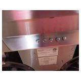 30 in. 800 CFM Under Cabinet Stainless Steel Range Hood with Stainless Steel Baffles - Retail: $445