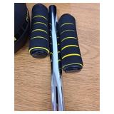 Fitness Invention Ab Roller Wheel - Ab Wheel Roller & Knee Mat - Rueda Para Abdominales - Abdominal Wheel - Abs Roller for Men & Women - Home Gym Equipment