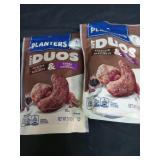 PLANTERS Nut Duos,Flavored Nuts Snack Pack - Cocoa Cashews & Espresso Hazelnuts 5oz,(Pack of 2) PLANTERS Nut Duos,Flavored Nuts Snack Pack - Cocoa Cashews & Espresso Hazelnuts 5oz,(Pack of 2)