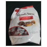 PECANS AND CARAMEL IN LUSCIOUS MILK CHOCOLATE, PECAN DELIGHT 16.1OZ PECANS AND CARAMEL IN LUSCIOUS MILK CHOCOLATE, PECAN DELIGHT 16.1OZ