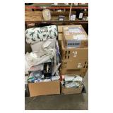Pallet of miscellaneous items in various conditions Pallet of miscellaneous items in various conditions