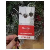 Martha Stewart LED Christmas outdoor hanging basket Martha Stewart LED Christmas outdoor hanging basket