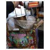 YJFWAL Solar Watering can with Lights, Unique Gifts for Mom Grandma Women Birthday, Waterproof Gardening Gifts Watering Can with Cascading Lights Outdoor Decor for Garden Patio Yard Pathway Backyard