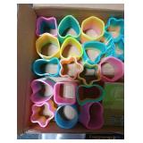 Thuodo Valentines Cards for Kids Classroom with Rainbow Coil Spring Stress Relieve Anxiety Toys, Valentines Day Gifts For Kids Boys Girls Game Prizes Party Favors Supplies