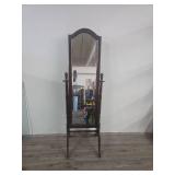 Traditional Wooden Floor Mirror with Stand Traditional Wooden Floor Mirror with Stand