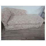 Bassett Chris Madden Tropical Print Chaise Lounge Bassett Chris Madden Tropical Print Chaise Lounge