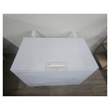 Kenmore Chest Freezer 15 cu ft Kenmore Chest Freezer 15 cu ft