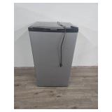 Frigidaire Mini Refrigerator 4.5 Cu Ft Frigidaire Mini Refrigerator 4.5 Cu Ft