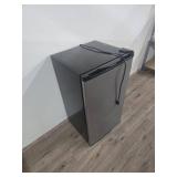 Frigidaire Mini Refrigerator 4.5 Cu Ft Frigidaire Mini Refrigerator 4.5 Cu Ft