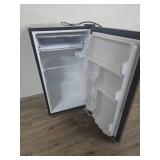 Frigidaire Mini Refrigerator 4.5 Cu Ft Frigidaire Mini Refrigerator 4.5 Cu Ft