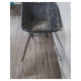 Black Wheelbarrow with Wooden Handles (bucket is cracked and tire need air or replaced) Black Wheelbarrow with Wooden Handles (bucket is cracked and tire need air or replaced)