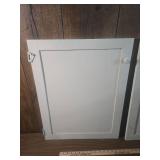White Wooden Cabinet Doors with Hardware White Wooden Cabinet Doors with Hardware