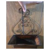 Decorative Fleur-de-lis Wall Planter Decorative Fleur-de-lis Wall Planter