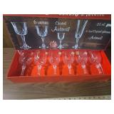 Cristal d'Auteuil Lead Crystal Wine Glasses - Set of 6 Cristal d'Auteuil Lead Crystal Wine Glasses - Set of 6