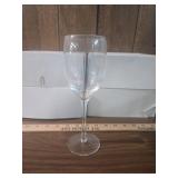 (8) Crystal White Wine Glass (8) Crystal White Wine Glass