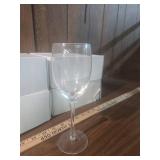 (8) Crystal White Wine Glass (8) Crystal White Wine Glass