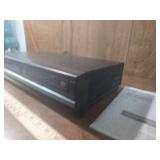 Toshiba SD-V296KU DVD/VCR Combo Player Toshiba SD-V296KU DVD/VCR Combo Player