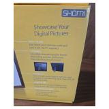 Shomi 5-inch Digital Photo Frame Shomi 5-inch Digital Photo Frame
