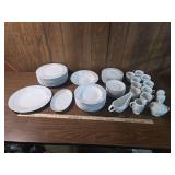 Mikasa Classic Flair Peach 53 Piece Dinnerware Set â Vintage Porcelain Japan Mikasa Classic Flair Peach 53 Piece Dinnerware Set â Vintage Porcelain Japan