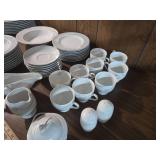 Mikasa Classic Flair Peach 53 Piece Dinnerware Set â Vintage Porcelain Japan Mikasa Classic Flair Peach 53 Piece Dinnerware Set â Vintage Porcelain Japan