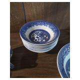 50 pieces Blue Willow Pattern Dinnerware Set old willow alfred meakin england 50 pieces Blue Willow Pattern Dinnerware Set old willow alfred meakin england