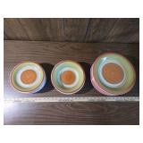 (24) piece Retro Swirl Pattern Dinner Plates Set (24) piece Retro Swirl Pattern Dinner Plates Set