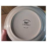 (24) piece Retro Swirl Pattern Dinner Plates Set (24) piece Retro Swirl Pattern Dinner Plates Set