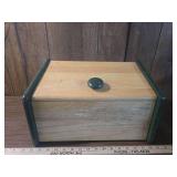 Wood bread box with Green trim Wood bread box with Green trim