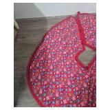 Christmas Tree Skirt with Penguin Pattern Christmas Tree Skirt with Penguin Pattern