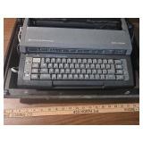 Smith-Corona Citation 300 Messenger Electronic Typewriter Smith-Corona Citation 300 Messenger Electronic Typewriter
