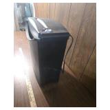 Aurora AS1000S-BK Paper Shredder Aurora AS1000S-BK Paper Shredder