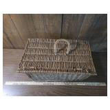 Decorative Woven Wicker Storage Basket Decorative Woven Wicker Storage Basket
