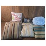 Holiday Decorative Pillow Collection Set Holiday Decorative Pillow Collection Set