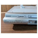 Sony ICF-CDK50 FM/AM CD Clock Radio Sony ICF-CDK50 FM/AM CD Clock Radio