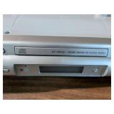 Sony ICF-CDK50 FM/AM CD Clock Radio Sony ICF-CDK50 FM/AM CD Clock Radio