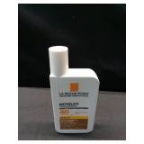 La Roche-Posay Anthelios Sunscreen SPF 40, Ultra-Light Fluid Broad Spectrum SPF 50, Face Sunscreen with Titanium Dioxide Mineral, Lightweight & Fast-Absorbing, Oil-Free, Matte Finish