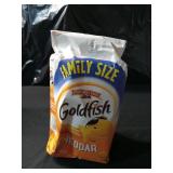 Goldfish Cheddar Crackers Family Size Bag - 10oz
