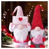 Vintend 2Pcs Valentines Day Gnomes Decorations, Handmade Valentine Gnome Decor Mr & Mrs Swedish Tomte Stuffed Gnomes Plush Doll Knomes Ornaments for Girlfriend Wife Women