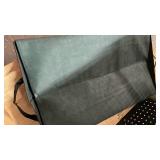 Storage bin. Collapsable color green Storage bin. Collapsable color green