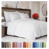 White Polyester Filling Material - 1 lb Bag White Polyester Filling Material - 1 lb Bag