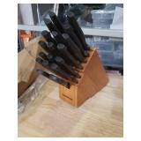 Farberware 18-Piece Never Needs Sharpening Cutlery Set Farberware 18-Piece Never Needs Sharpening Cutlery Set