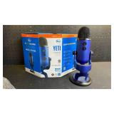 Blue Microphones Yeti - Microphone - USB - midnight blue (no cord) Blue Microphones Yeti - Microphone - USB - midnight blue (no cord)