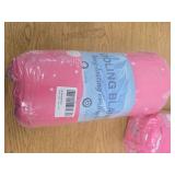 Ultra-soft Pink Cooling Blanket Set