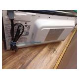 21 in. 1.1 cu. ft. 1000-Watt Countertop Microwave Oven in Fingerprint Resistant Stainless Steel and Bar Handle (Missing Plate) - Retail: $89