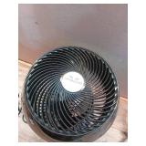 Vornado 660 Large Whole Room Air Circulator Fan Black: 4 Speeds, Electric, Portable, 10.2' Blade, 6' Cord  (Broken Propeller)- Retail: $125
