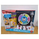 Fisher-Price Rockin' Record Player Musical Toy for Preschool Pretend Play