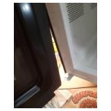 21 in. 1.1 Cu. Ft. 1000-Watt Countertop Microwave Oven in Fingerprint Resistant Stainless Steel and Bar Handle (SEE DETAILS) - Retail: $109